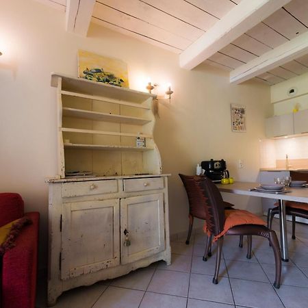 פורקלקייה La Campagne St Lazare - Restaurant Chambres D'Hotes Piscine & Spa מראה חיצוני תמונה